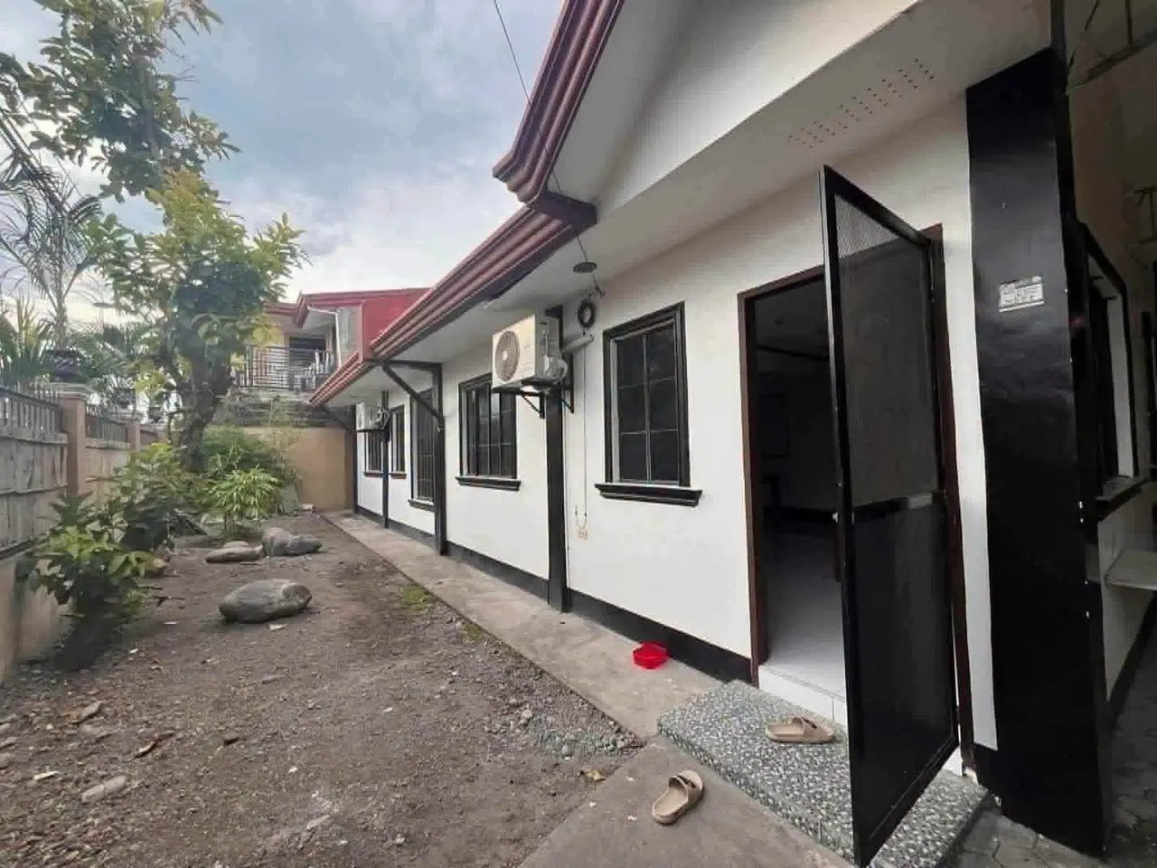 Spacious 3-BR Furnished House in Agan North Phase 1