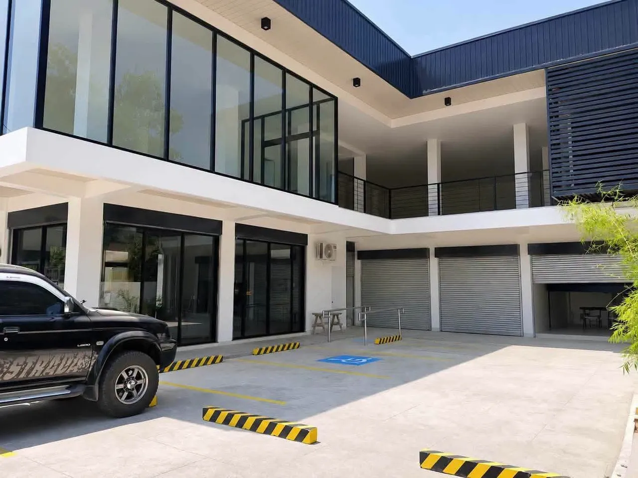 Commercial Office & Retail Spaces for Rent on Guinto St. (Starts at ₱10k)
