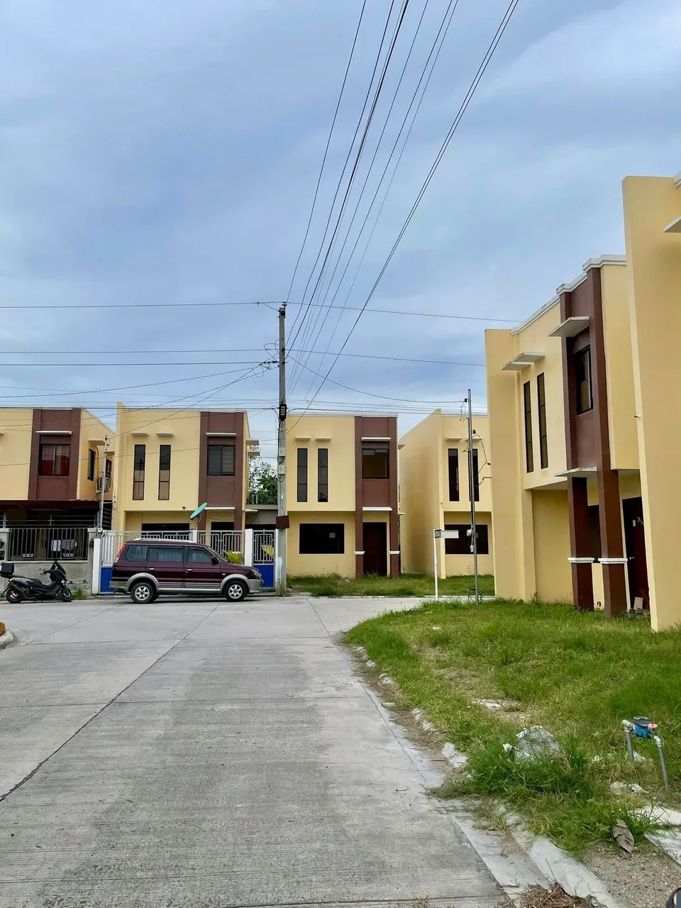 2BR Fully Furnished House for Rent - Palmwoods Residences